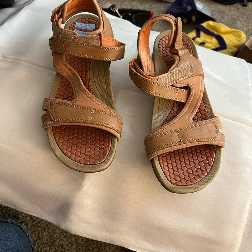 Bare Trap Sandals